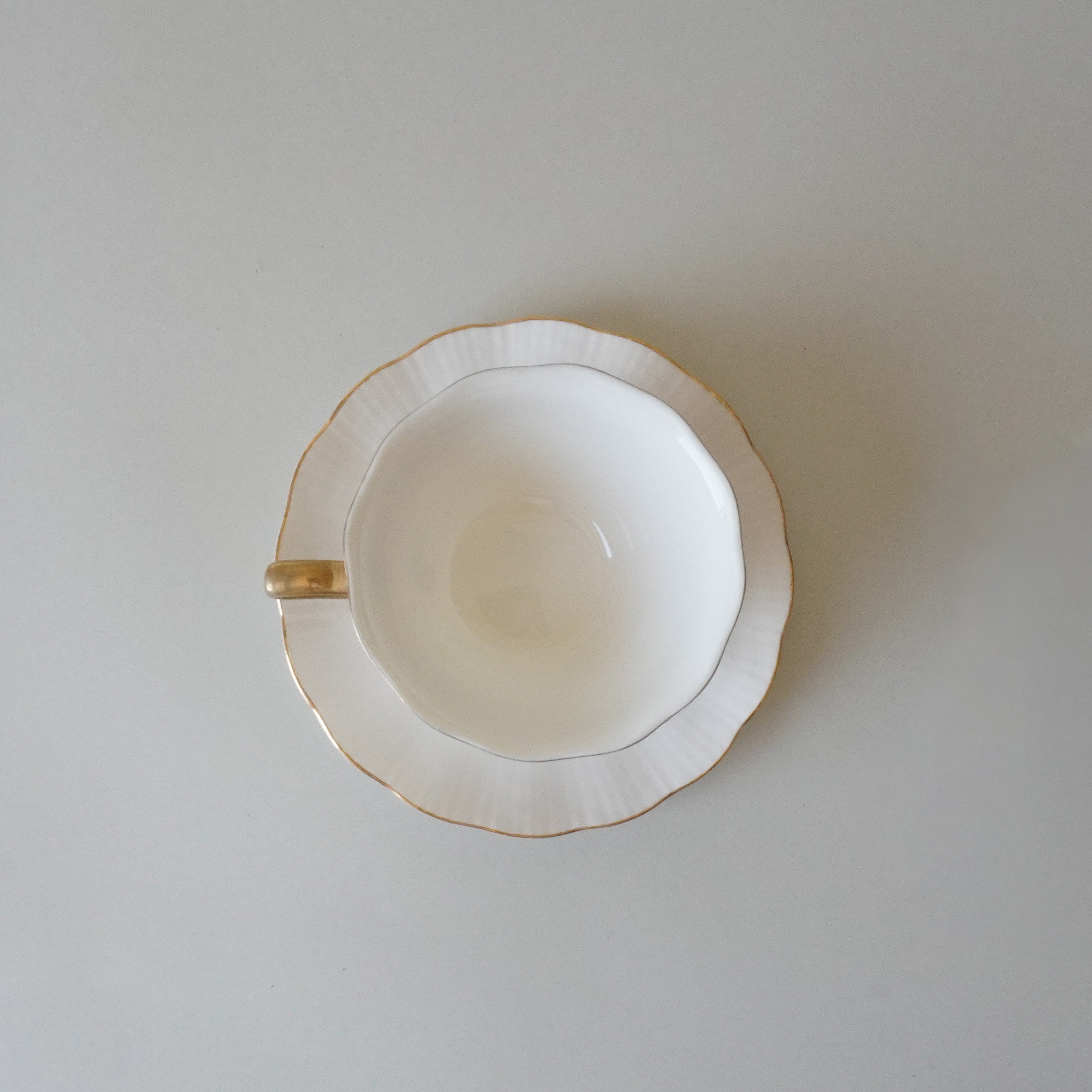 CUP & SAUCER - CLASSICAL CUP & SAUCER