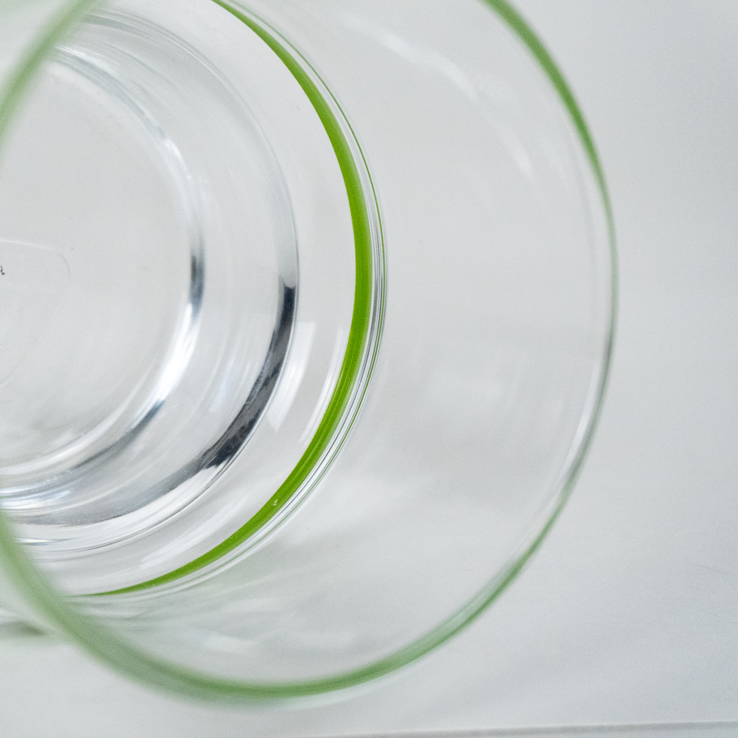 GLASS - GREEN LINE SHORT GLASS