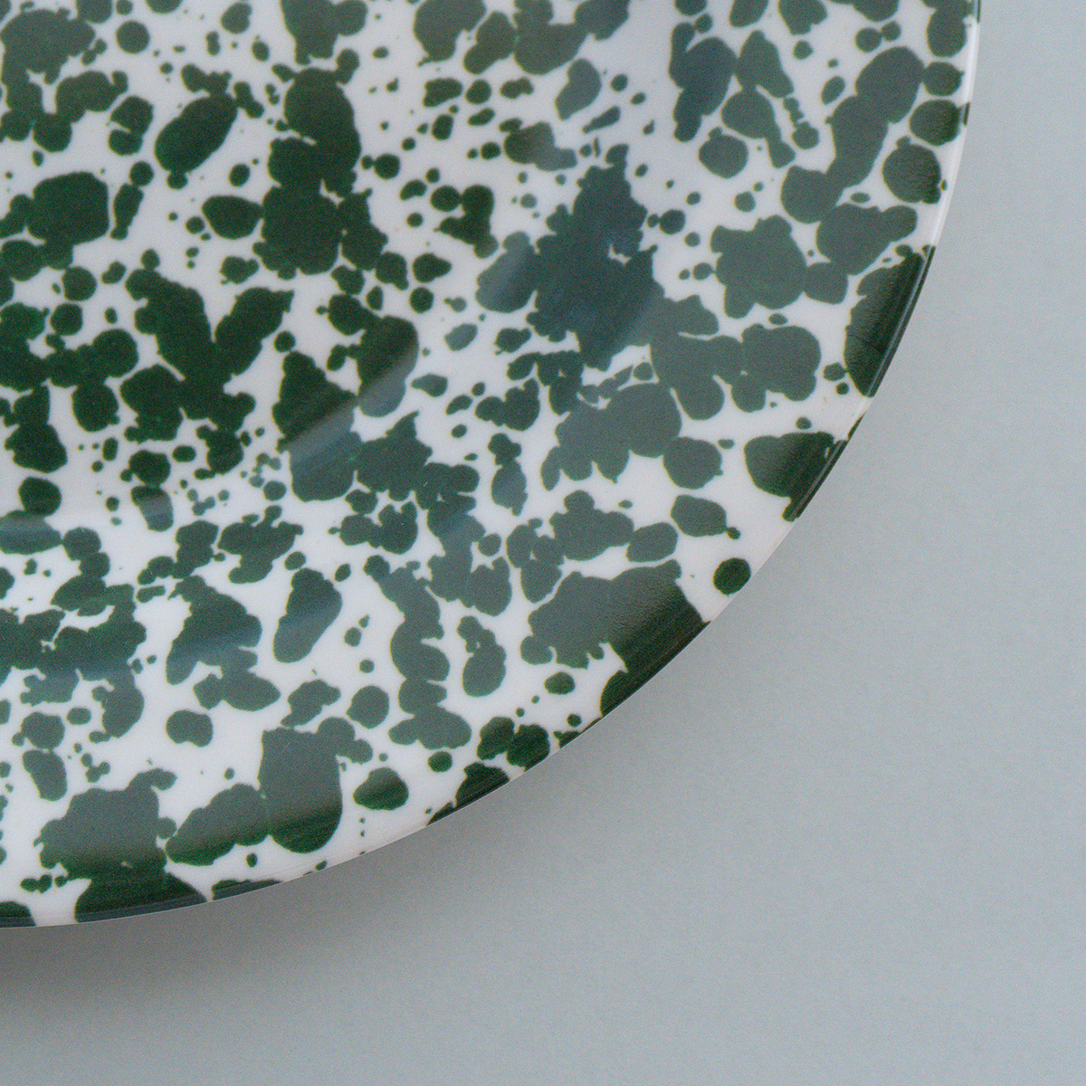 MARINA:Side Plate / LK Green Splatter (φ17.4cm)
