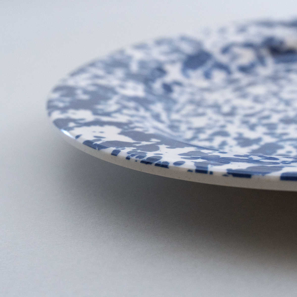 MARINA:Side Plate / LK Blue Splatter (φ17.4cm)