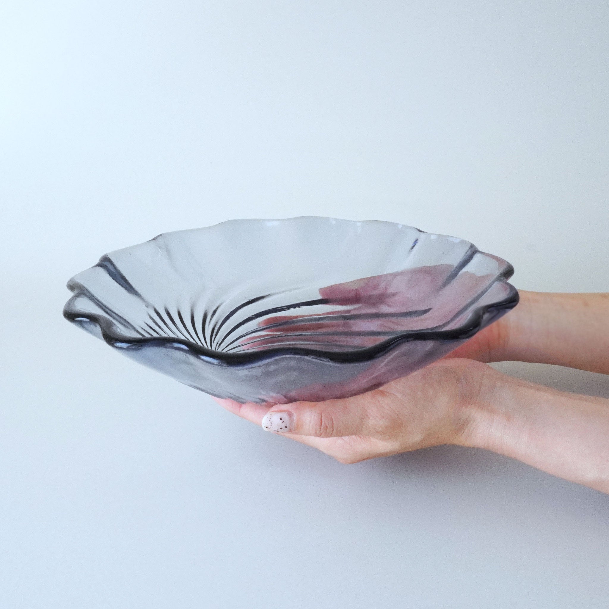 BOWL - WAVY GLASS