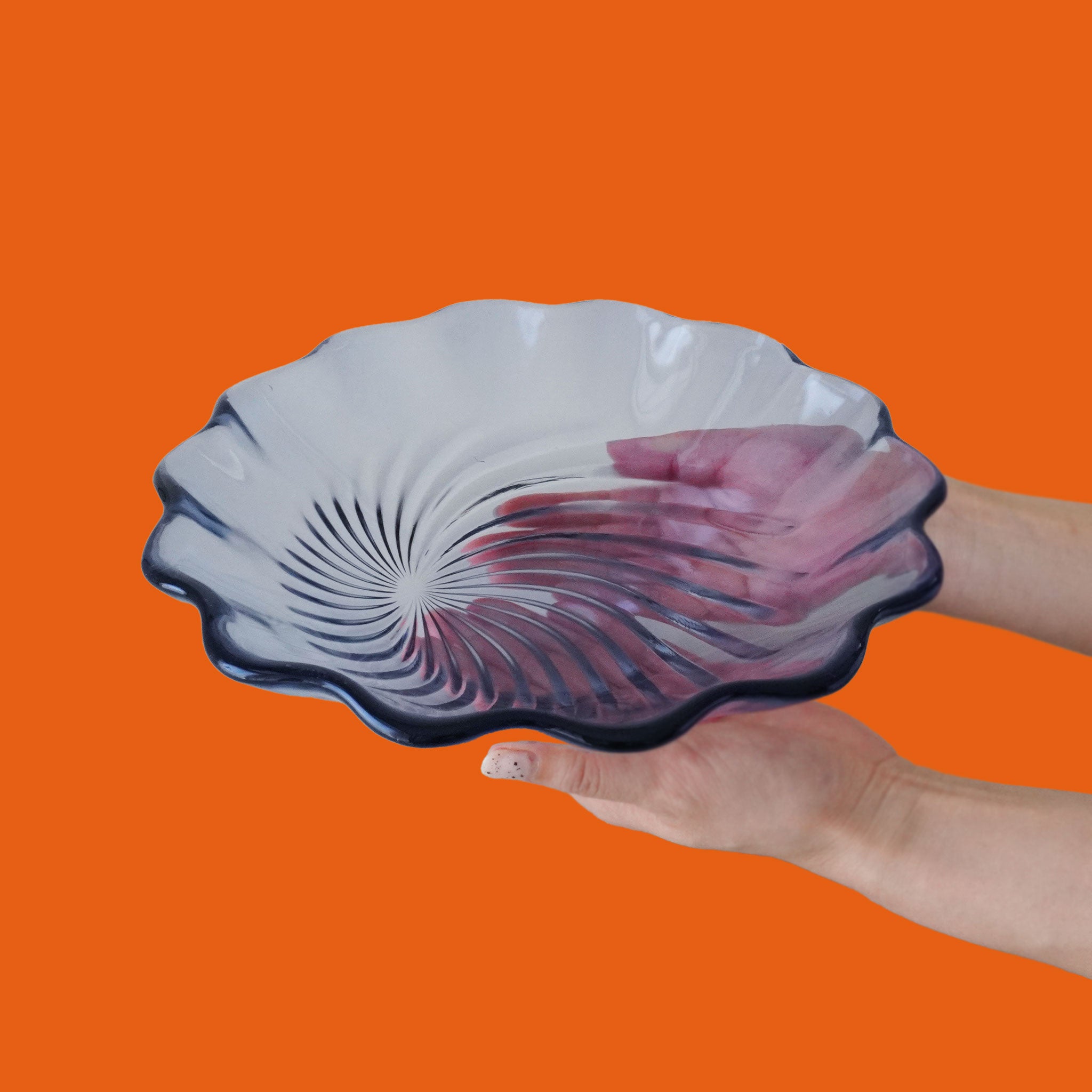 BOWL - WAVY GLASS