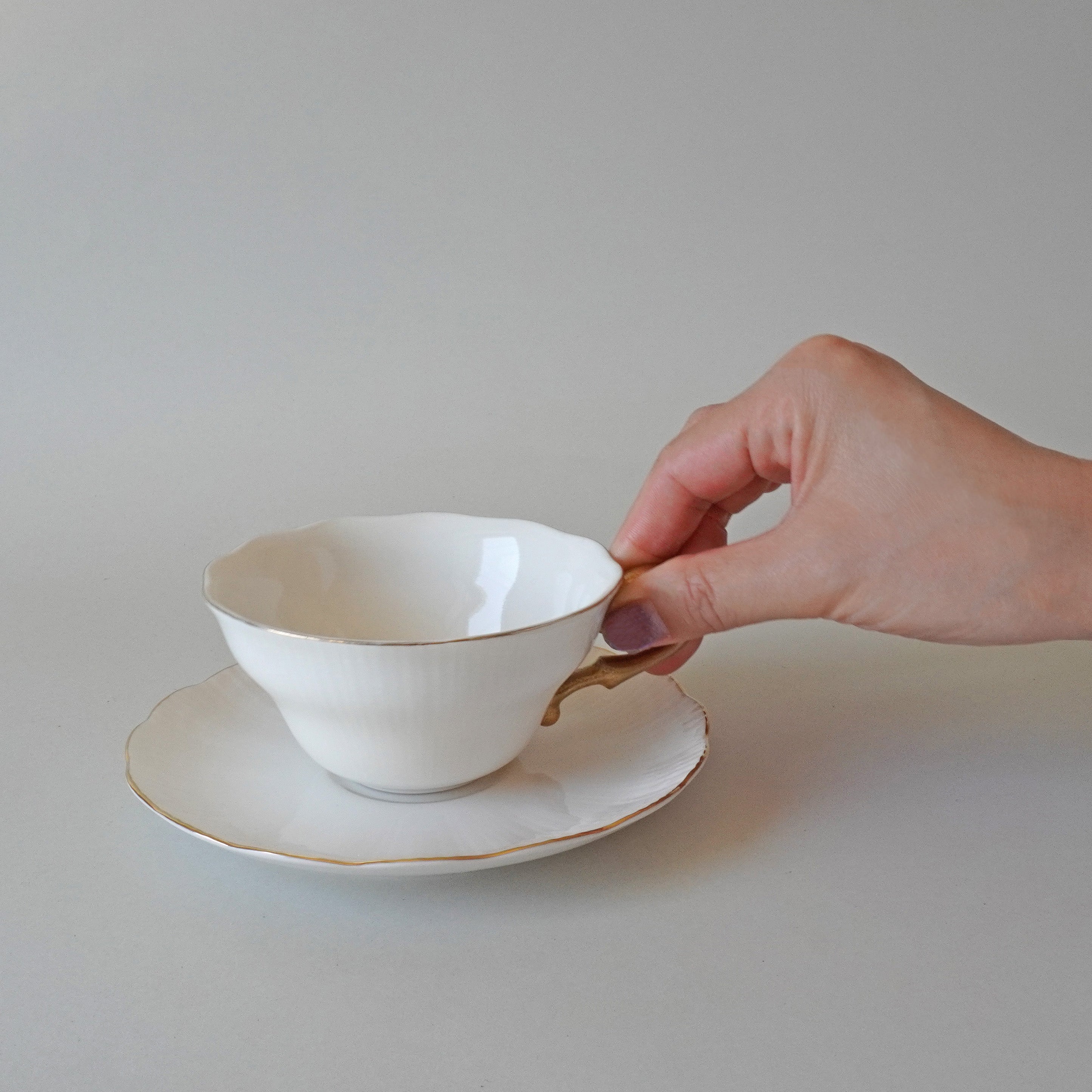 CUP &amp; SAUCER - CLASSICAL CUP &amp; SAUCER