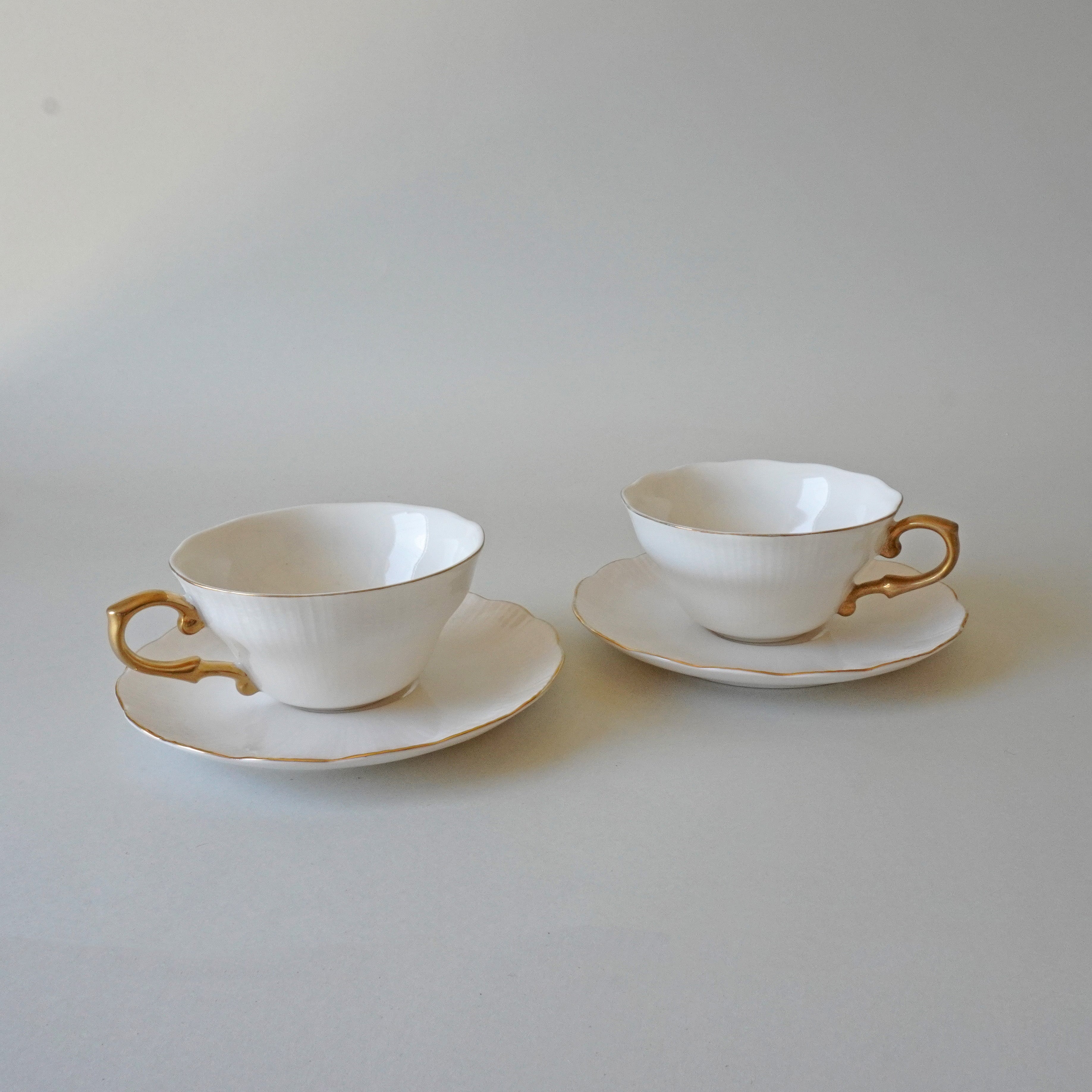 CUP &amp; SAUCER - CLASSICAL CUP &amp; SAUCER