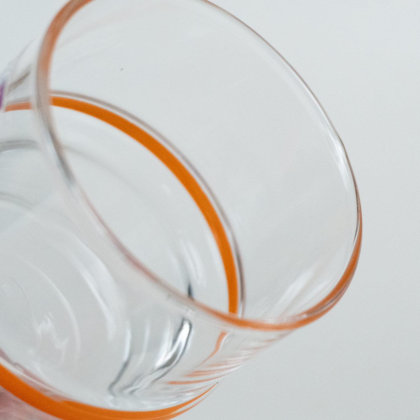 GLASS - ORANGE LINE SHORT GLASS
