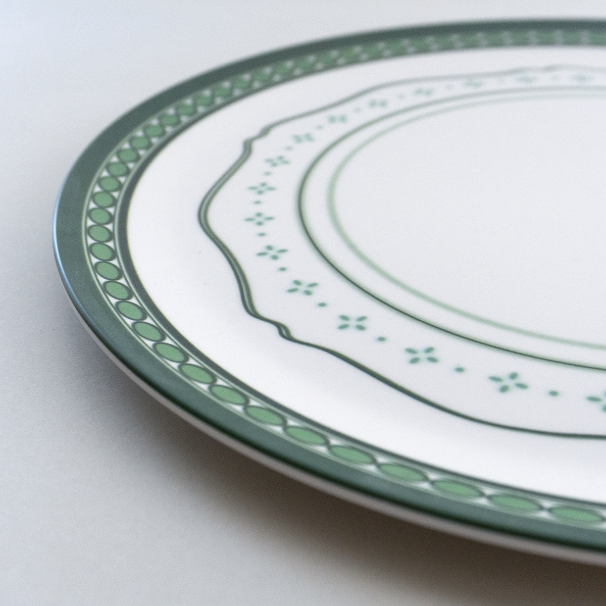 MITSUKO：Dinner Plate / LK Green Rice Grain (φ25cm)