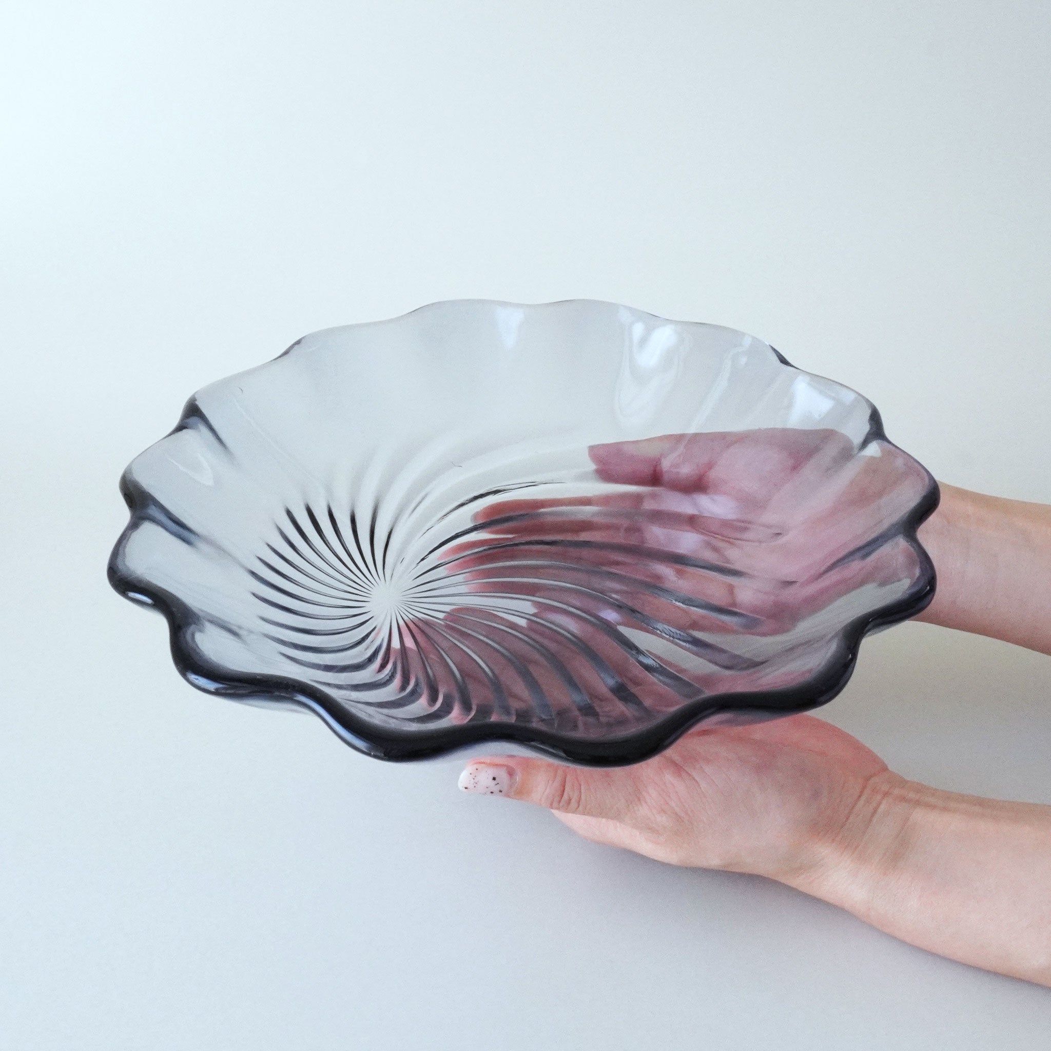 BOWL - WAVY GLASS