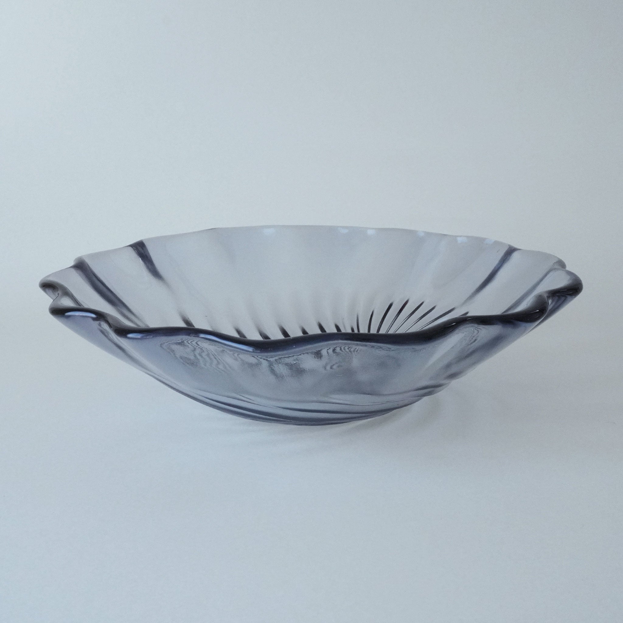 BOWL - WAVY GLASS